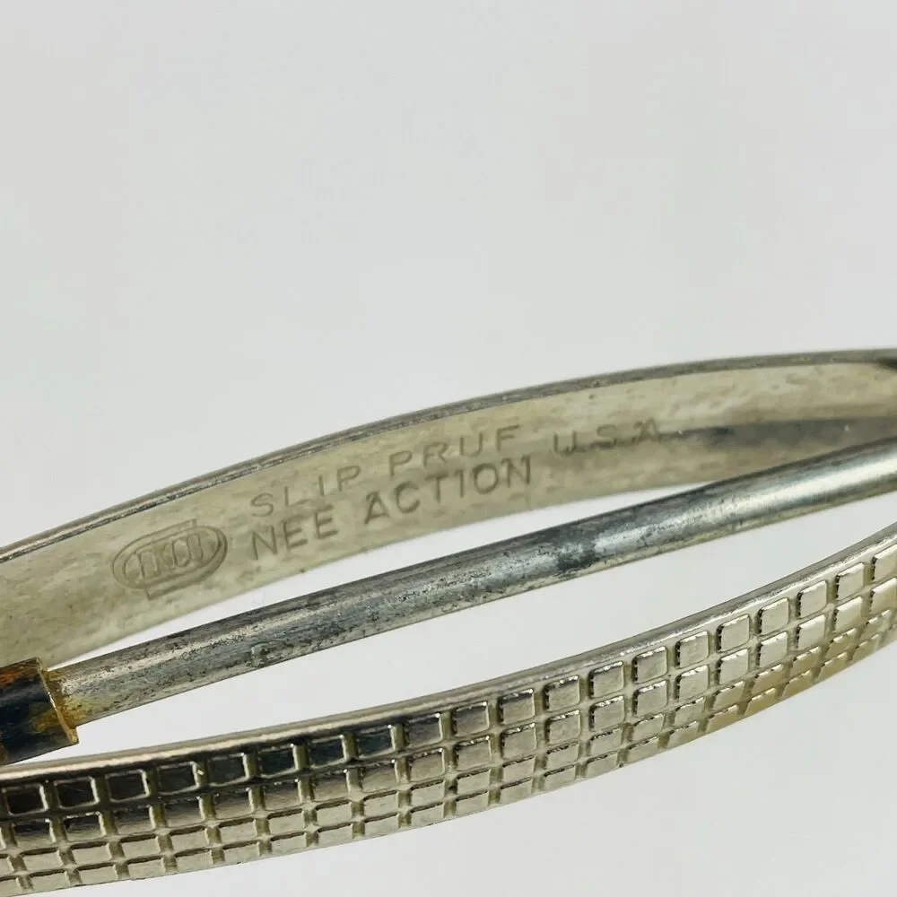 Vintage Ekco Slip-Pruf Nee Action Vegetable Peeler Bean Slicer Textured Grip USA